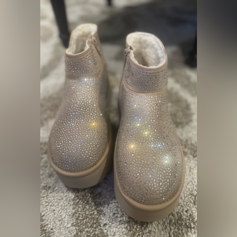 Wild Fable Platform Jeweled Winter Booties with Zipper Closure, Never Worn